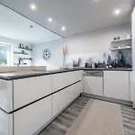 Appartamento Relax Homedesign Gemuetliche Im Gruenen In Der Naehe Von Hh