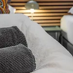 Appartamento Relax Homedesign Gemuetliche Im Gruenen In Der Naehe Von Hh *